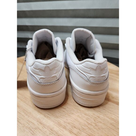 Adidas Rivalry Low Women's size 8.5 White Sneakers - Picture 2 of 8